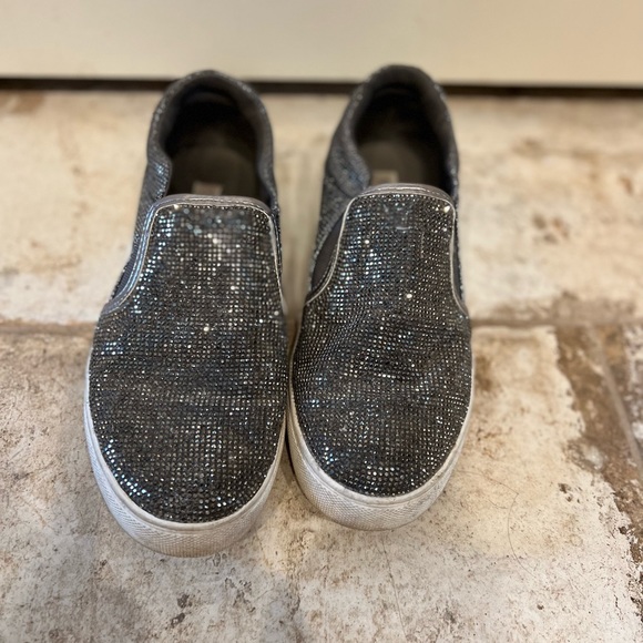 Steve Madden Rhinestone slip ons size 7. - Picture 5 of 5